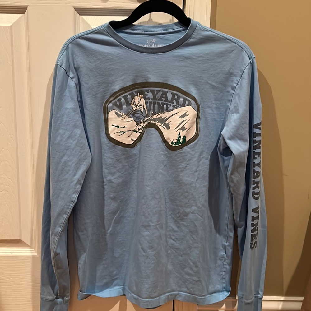 Vineyard Vines Long Sleeve T-Shirt size Small